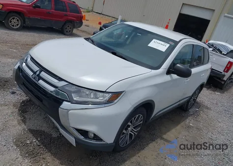 2016 Mitsubishi Outlander Es z USA, uszkodzony, nr VIN JA4AD2A3XGZ039630
